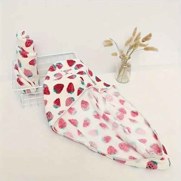 Hair Drying Towel Strawberry Print Quick Very Absorbent - Picture 1 of 6